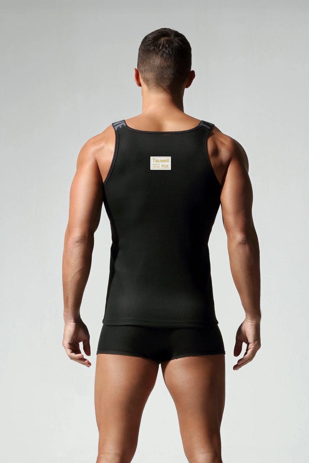 Workout Tank Top for Men – Stretch Fabric & Breathable Design